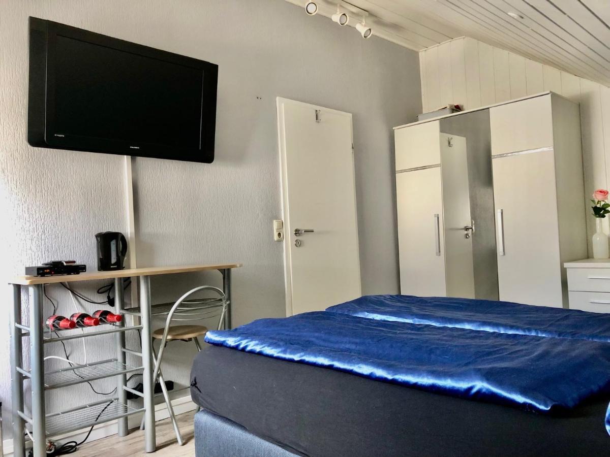 Gaestezimmer Beate Und Ferienwohnung Rheda Wiedenbrueck Exterior foto