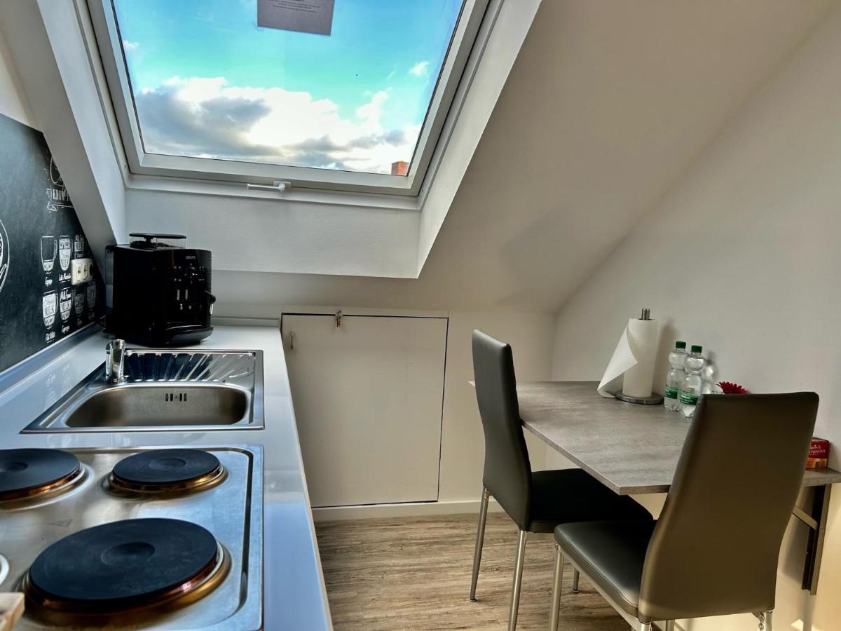 Gaestezimmer Beate Und Ferienwohnung Rheda Wiedenbrueck Exterior foto